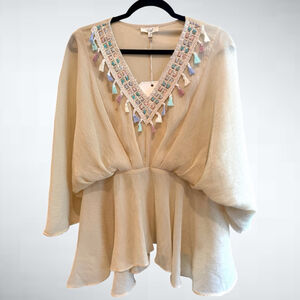Easel Boho Dolman Sleeve Embroidered Tassel V-Neck Blouse in Natural Size S